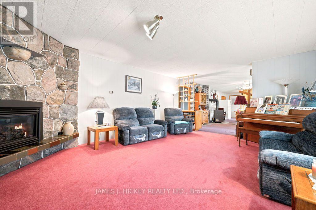 54 OTTAWA STREET - 18