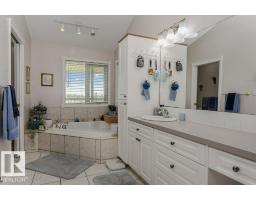 25574 Twp Rd 492, Rural Leduc County, AB T4X2E7 Photo 16