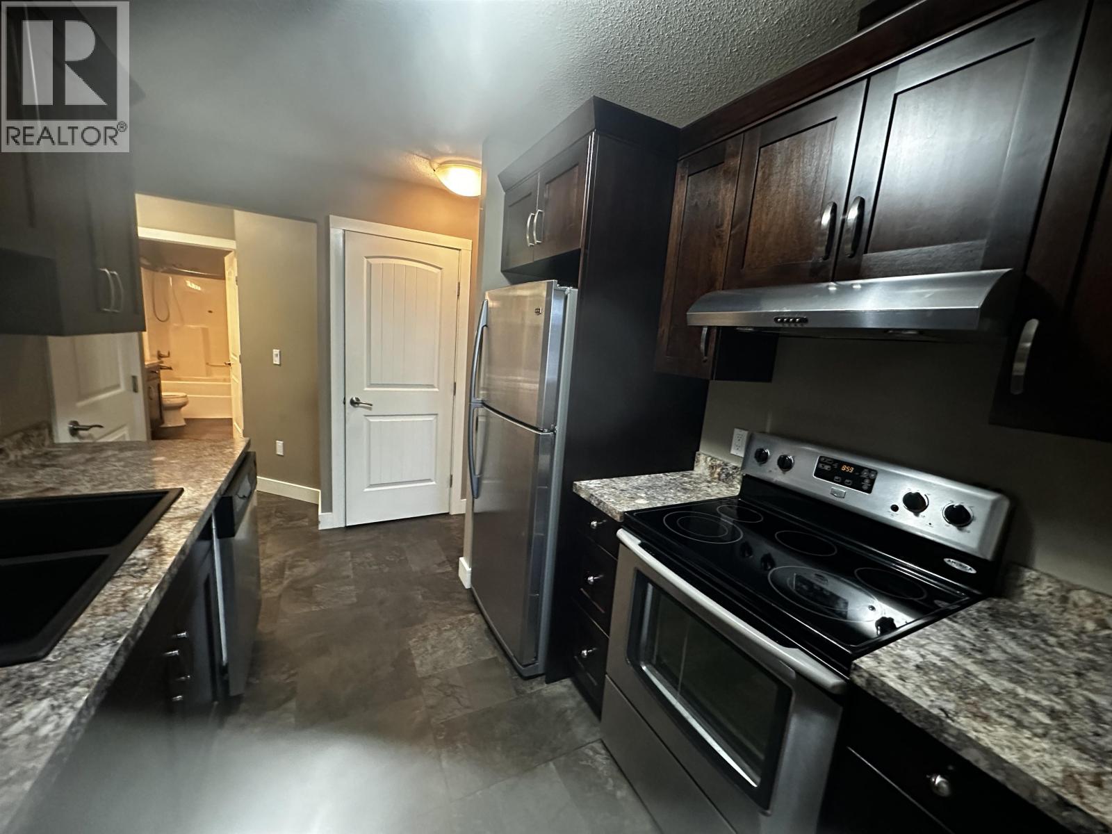 #4 10223 98 AVENUE - 9