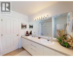 3311 Rakanna Place, Coquitlam, BC V3E3B2 Photo 25