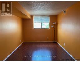 302 - 25 Agnes Street, Mississauga, ON L5B3X7 Photo 12