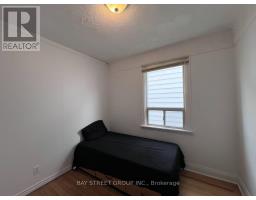 Partial bathroom - 125 Broadway Avenue, Hamilton, ON L8S2W2 Photo 8