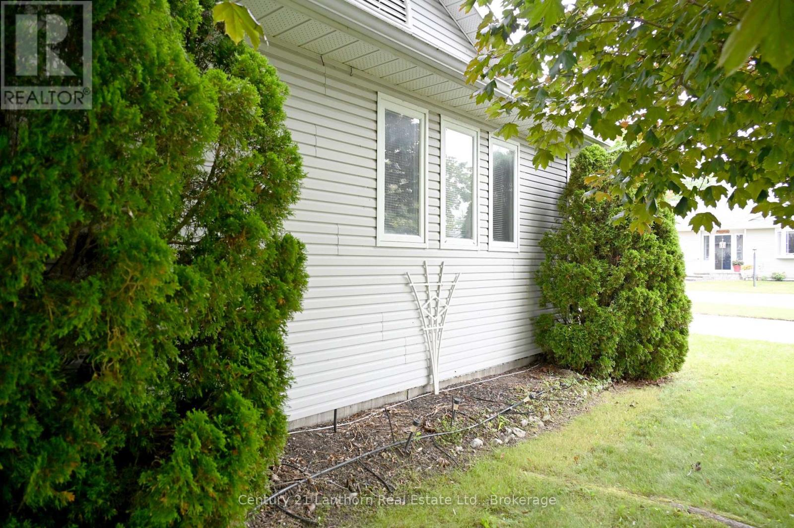 1 REYNOLDS PLACE N, Prince Edward County (Wellington) — photo 7