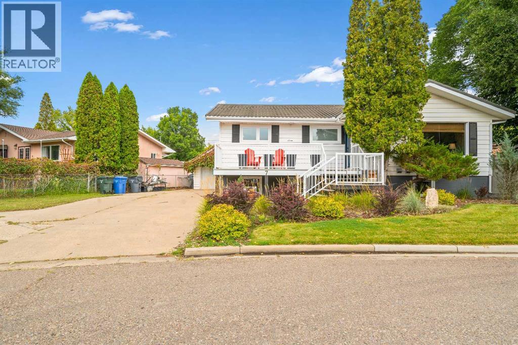 7 13 Street SE - 1