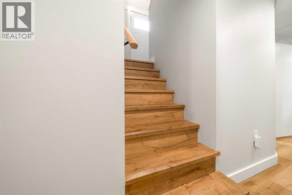 7 13 Street SE - Image 23