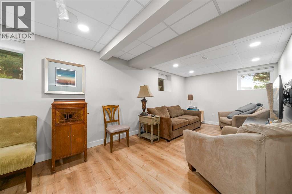 7 13 Street SE - Image 25