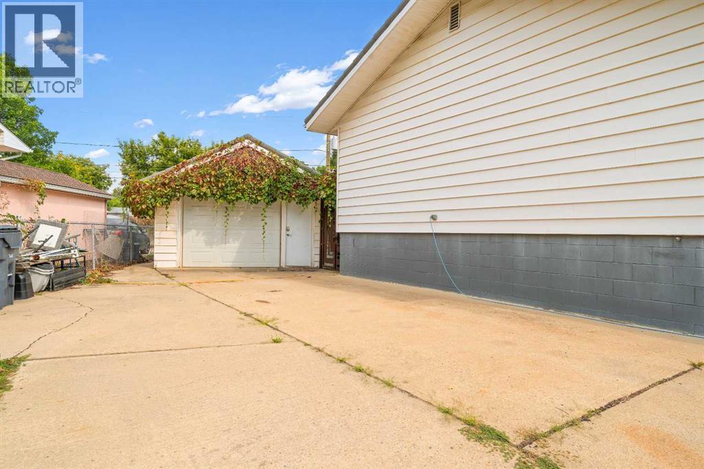 7 13 Street SE - Image 6