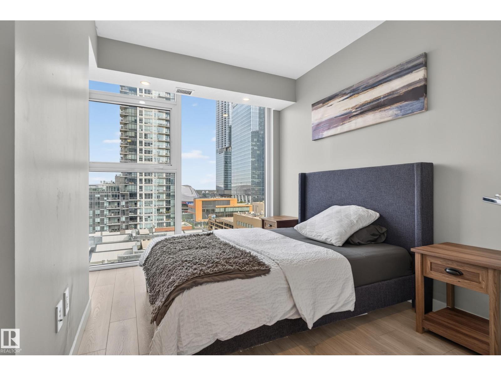 #1002 10180 103 ST NW - 14