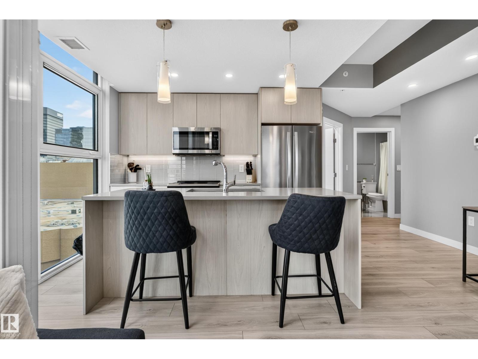 #1002 10180 103 ST NW - 2