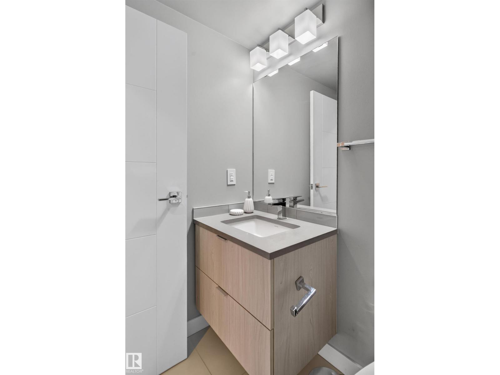 #1002 10180 103 ST NW - 20