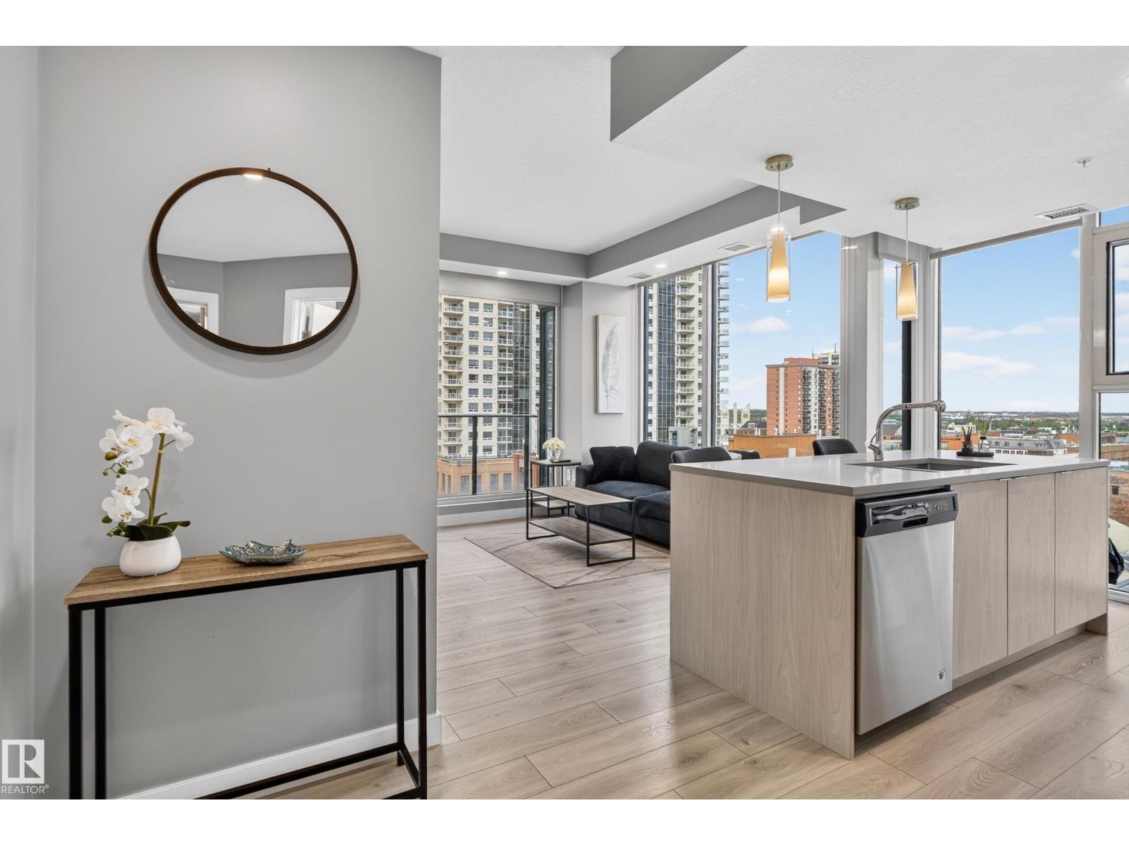 #1002 10180 103 ST NW - 3