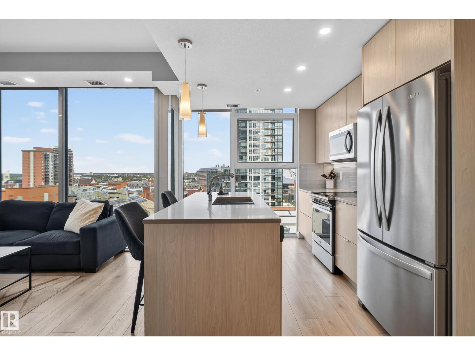 #1002 10180 103 ST NW - 5