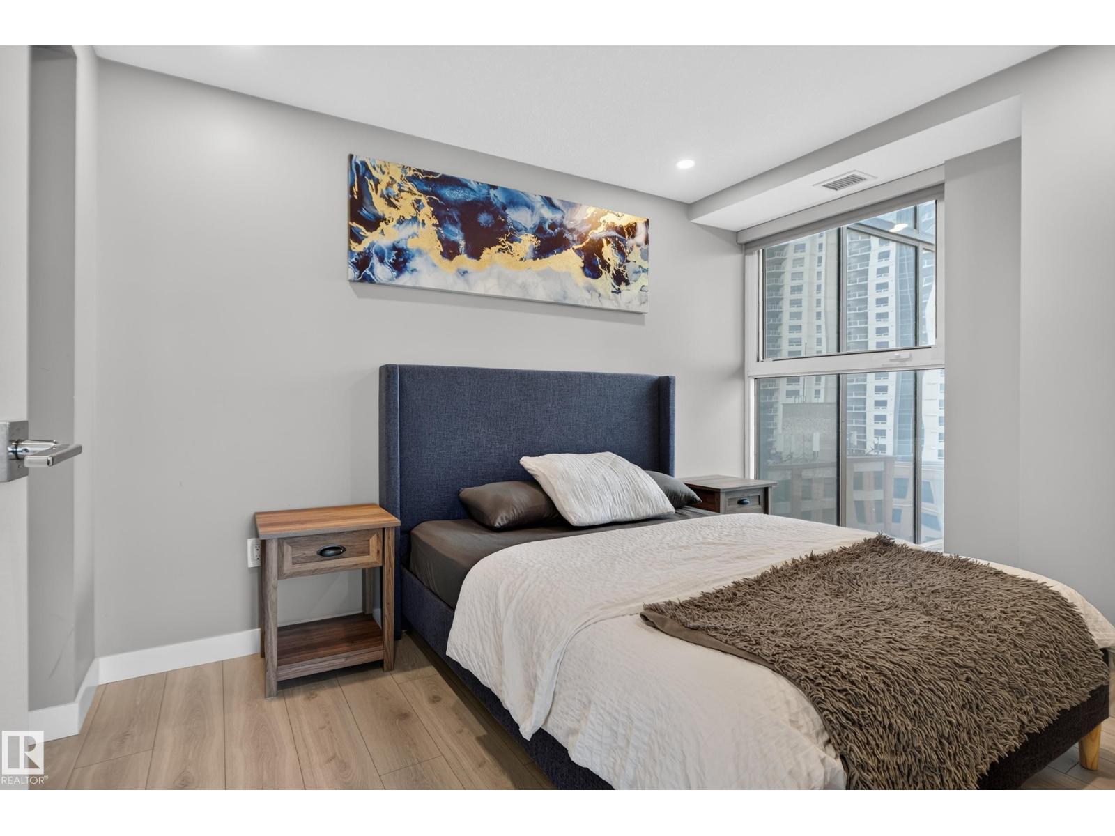 #1002 10180 103 ST NW - 8