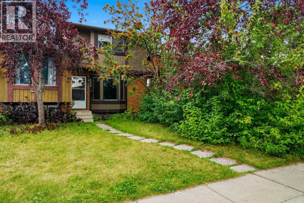 4235 49 Street NE, Calgary, Alberta, T1Y4T6
