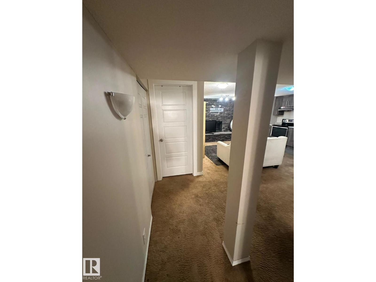 8715 11 AV SW - Image 17