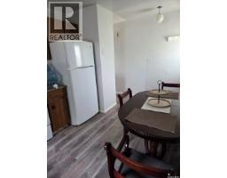Laundry room - 413 2nd Street N, Cabri, SK S0N0J0 Photo 10