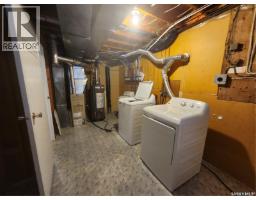 413 2nd Street N, Cabri, SK S0N0J0 Photo 25