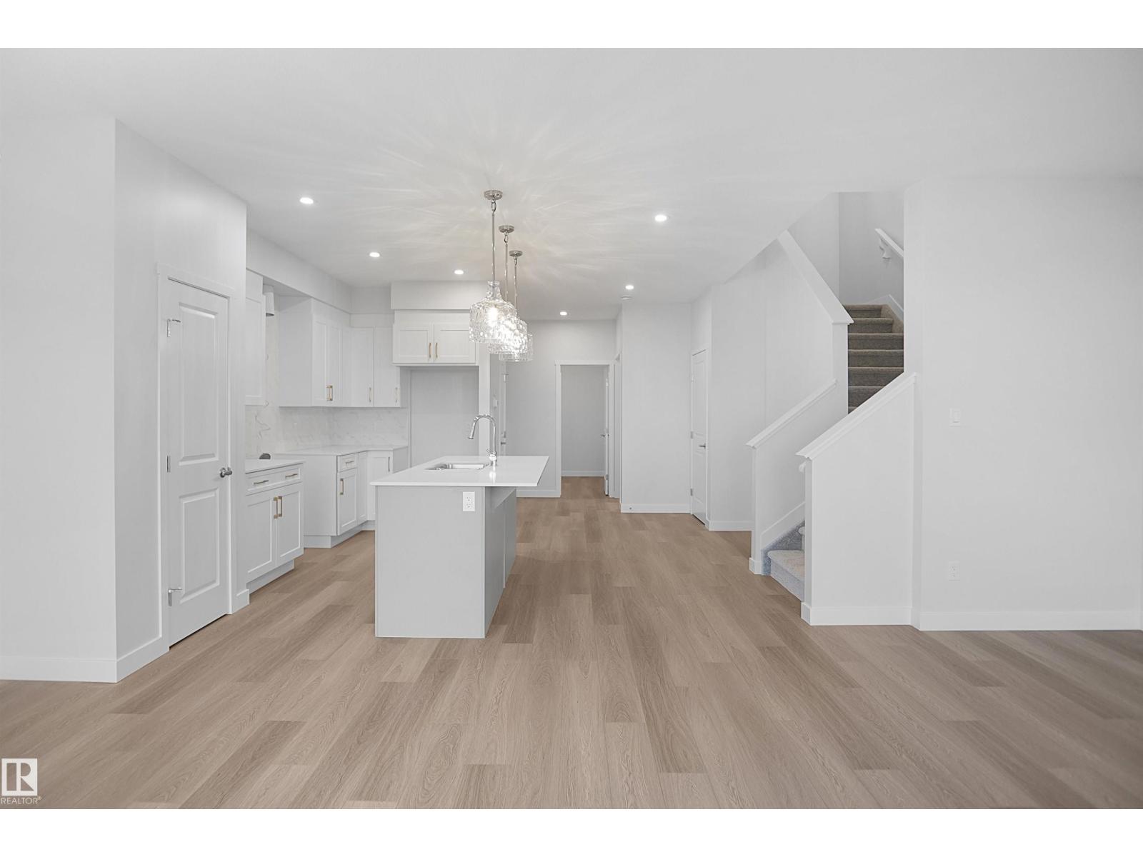 20932 16 AV NW - 14