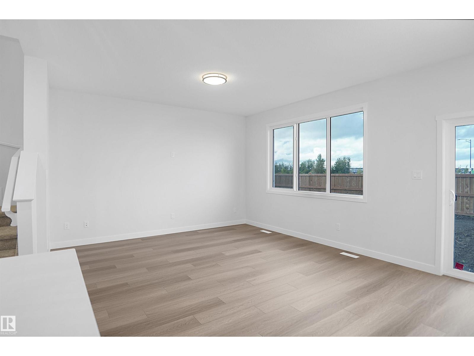 20932 16 AV NW, Edmonton, Alberta, T6M3J4, Edmonton, Alberta — photo 5 of 5