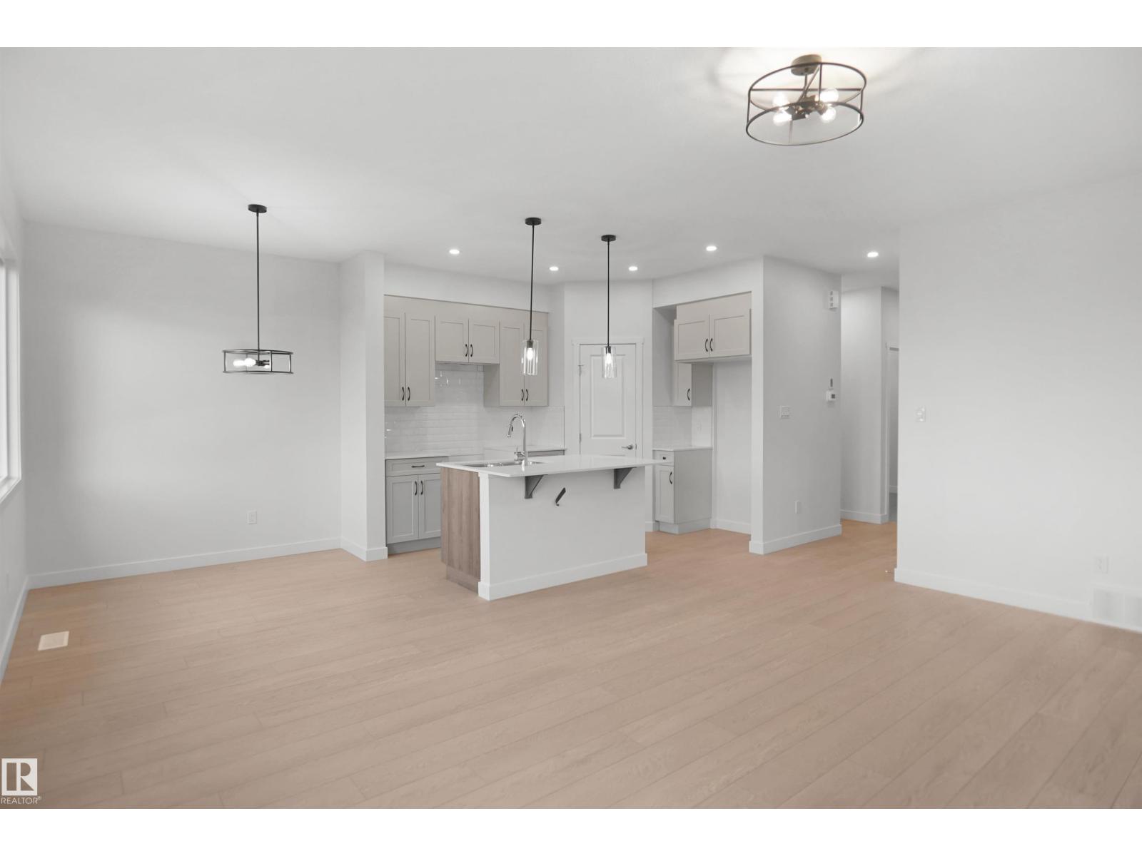 20928 16 AV NW, Edmonton — photo 8