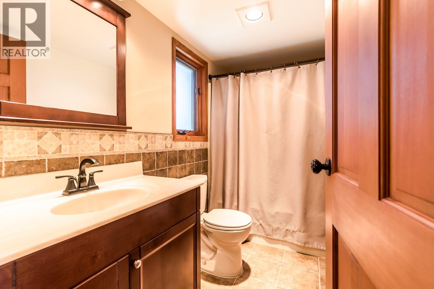 150 Pine Ridge Road - 10