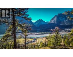 3pc Ensuite bath - 150 Pine Ridge Road, Lillooet, BC V0K1V0 Photo 7