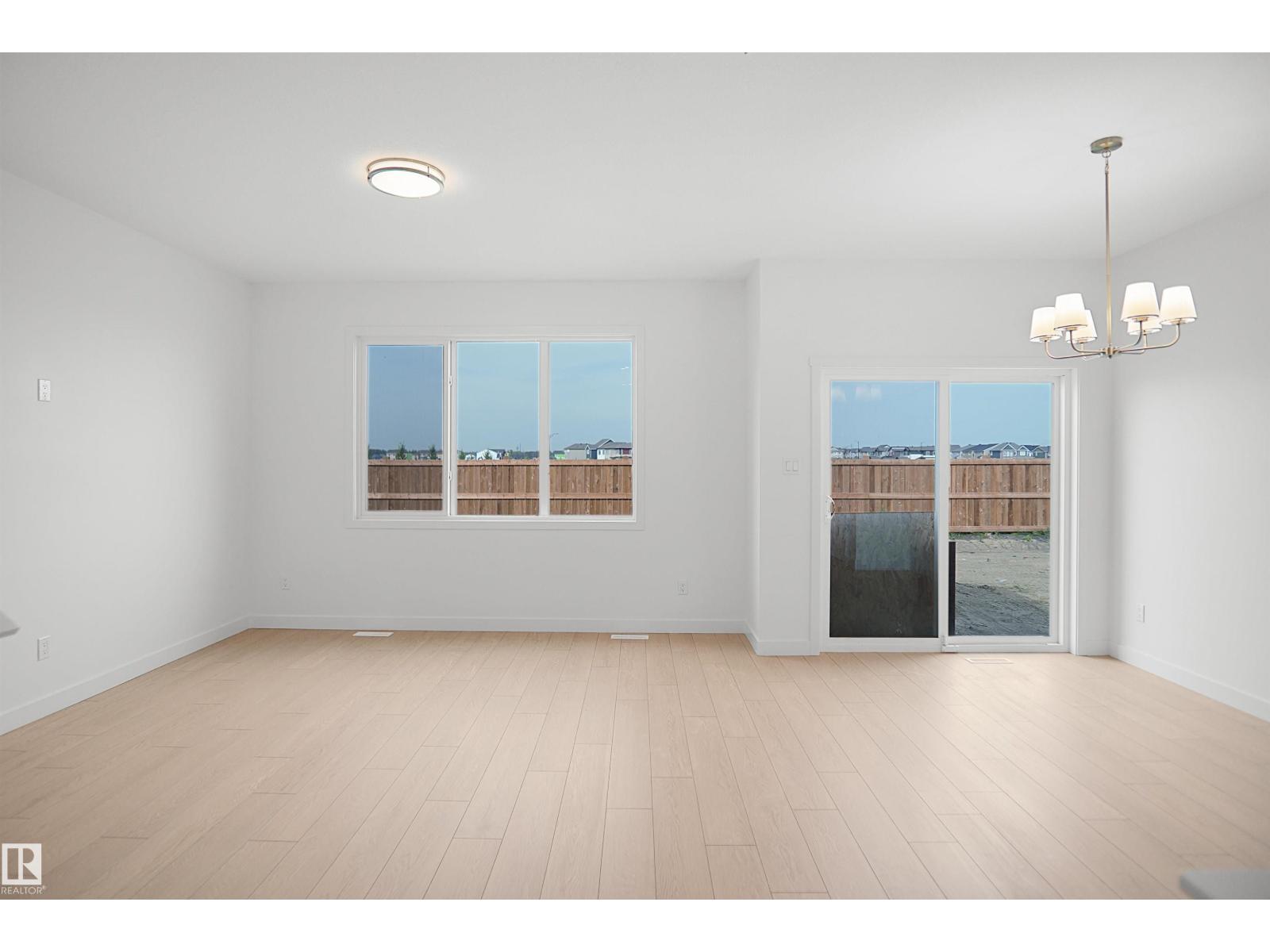 20916 16 AV NW - 8