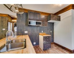 Primary Bedroom - 441-443 Rue Notre-dame, Montebello, QC J0V1L0 Photo 10