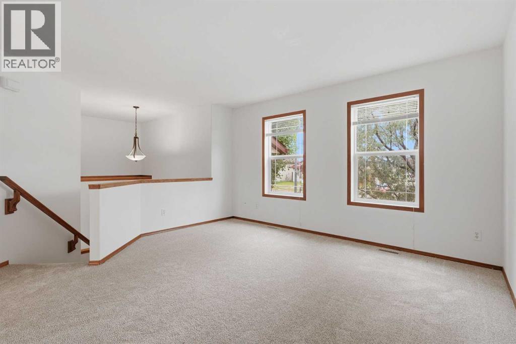 Listing photo – 120 Kentwood Drive, Red Deer