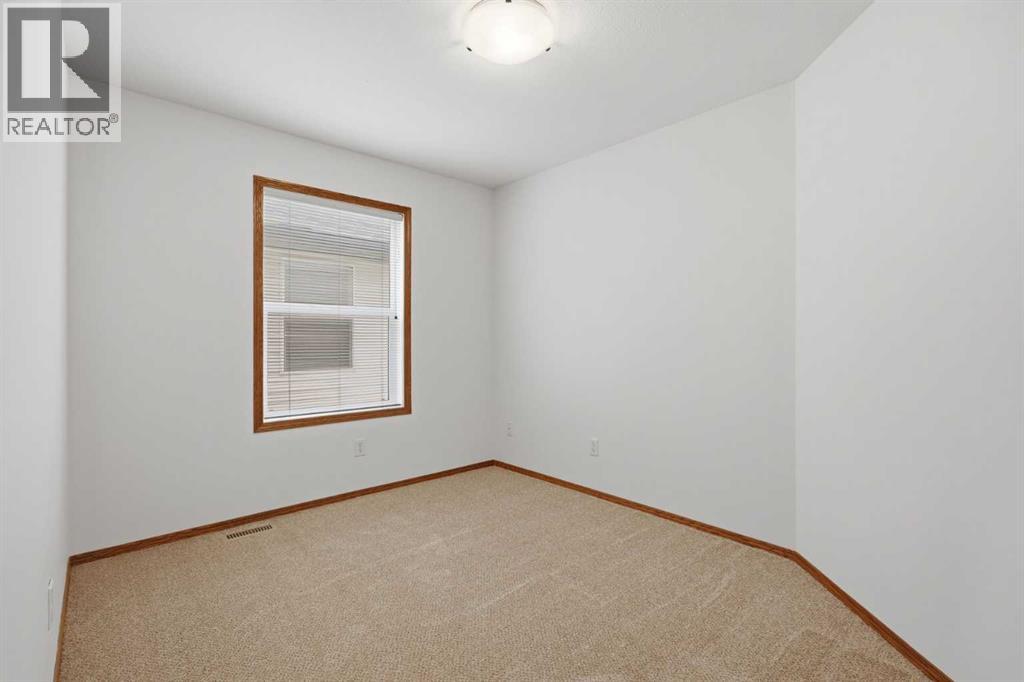 Listing photo – 120 Kentwood Drive, Red Deer