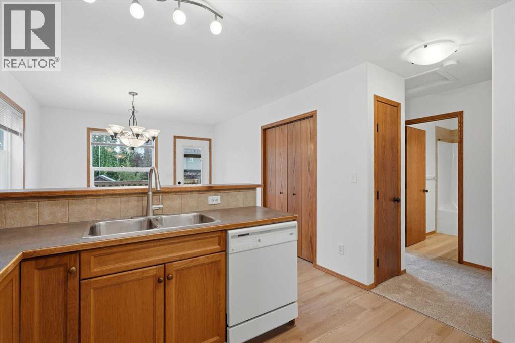 Listing photo – 120 Kentwood Drive, Red Deer