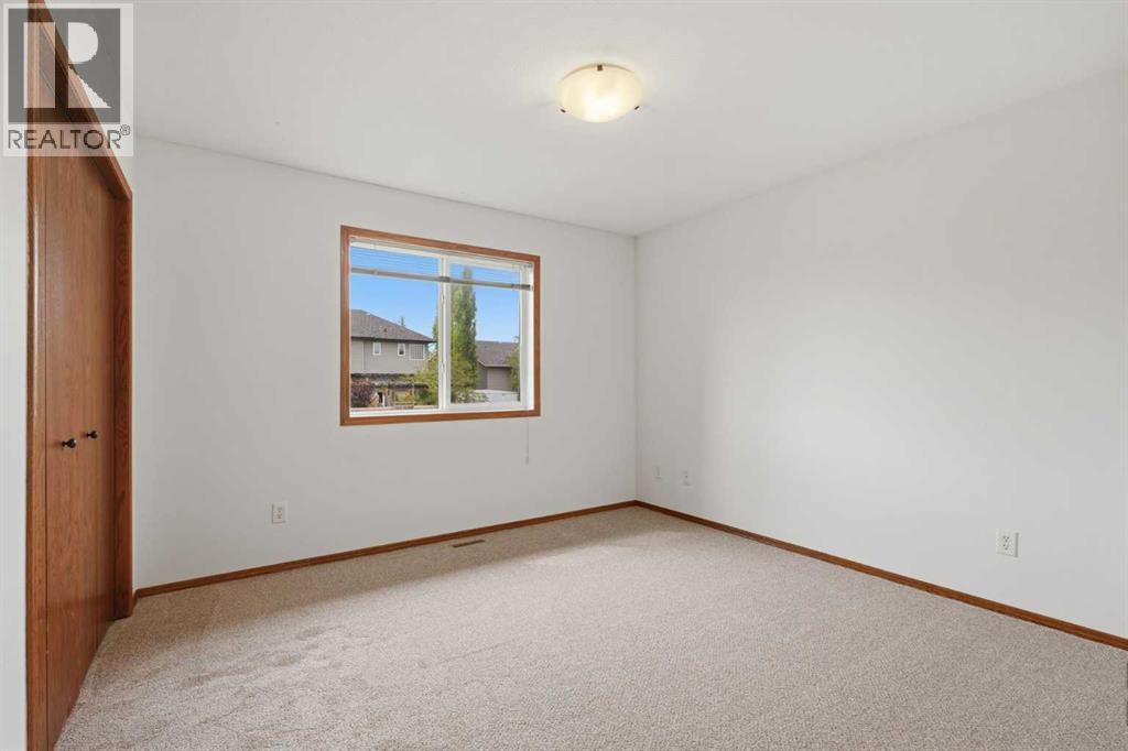 Listing photo – 120 Kentwood Drive, Red Deer