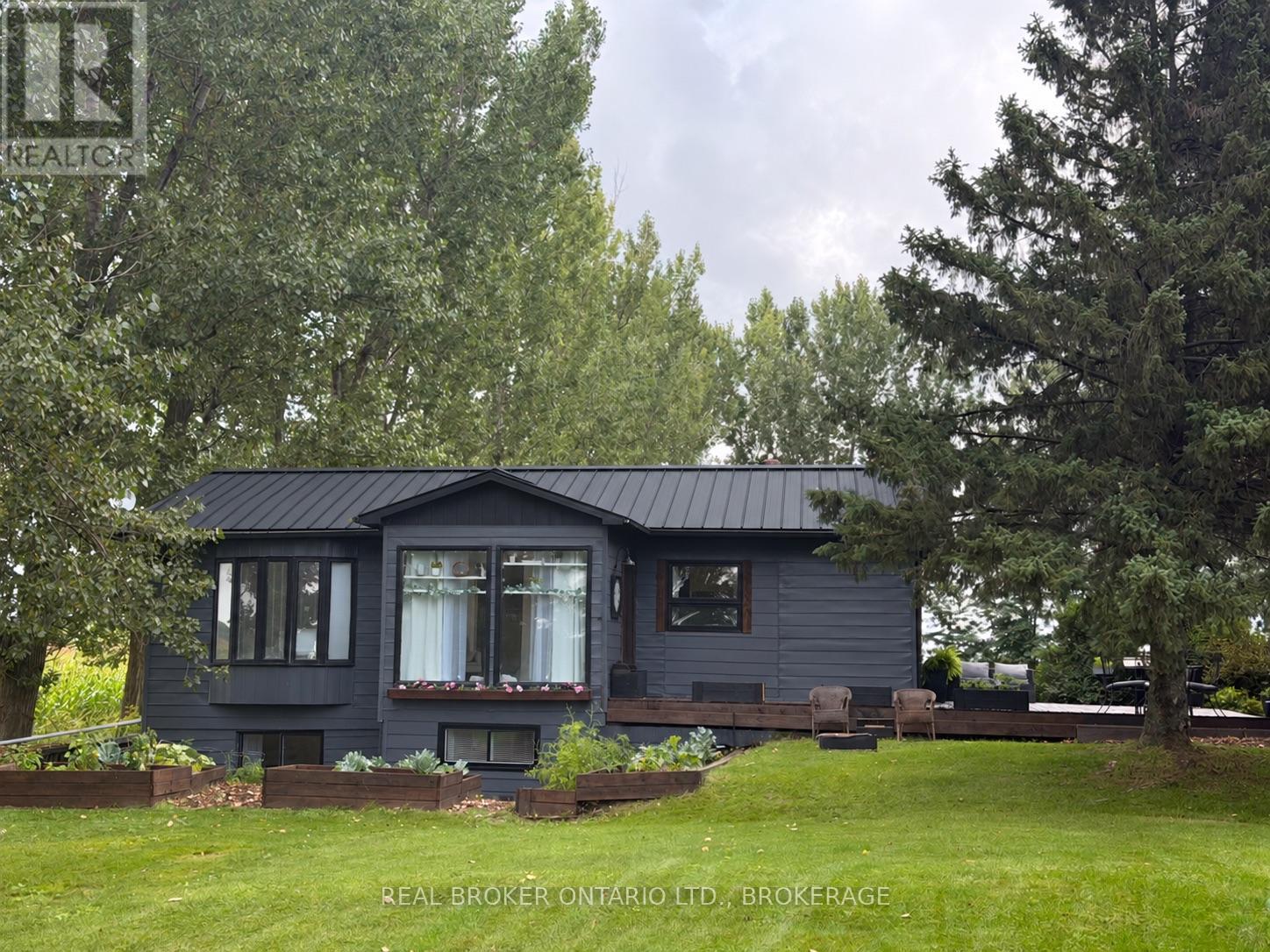 21809 CONCESSION 3 ROAD - 1