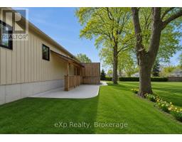 B Lower - 966 Charles Street, Kincardine, ON N2Z2C3 Photo 10