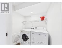 B Lower - 966 Charles Street, Kincardine, ON N2Z2C3 Photo 6
