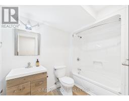 B Lower - 966 Charles Street, Kincardine, ON N2Z2C3 Photo 7