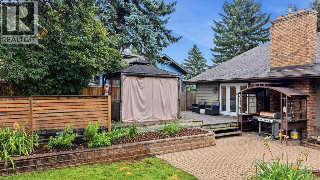 Listing photo – 137 Dickenson Crescent, Red Deer
