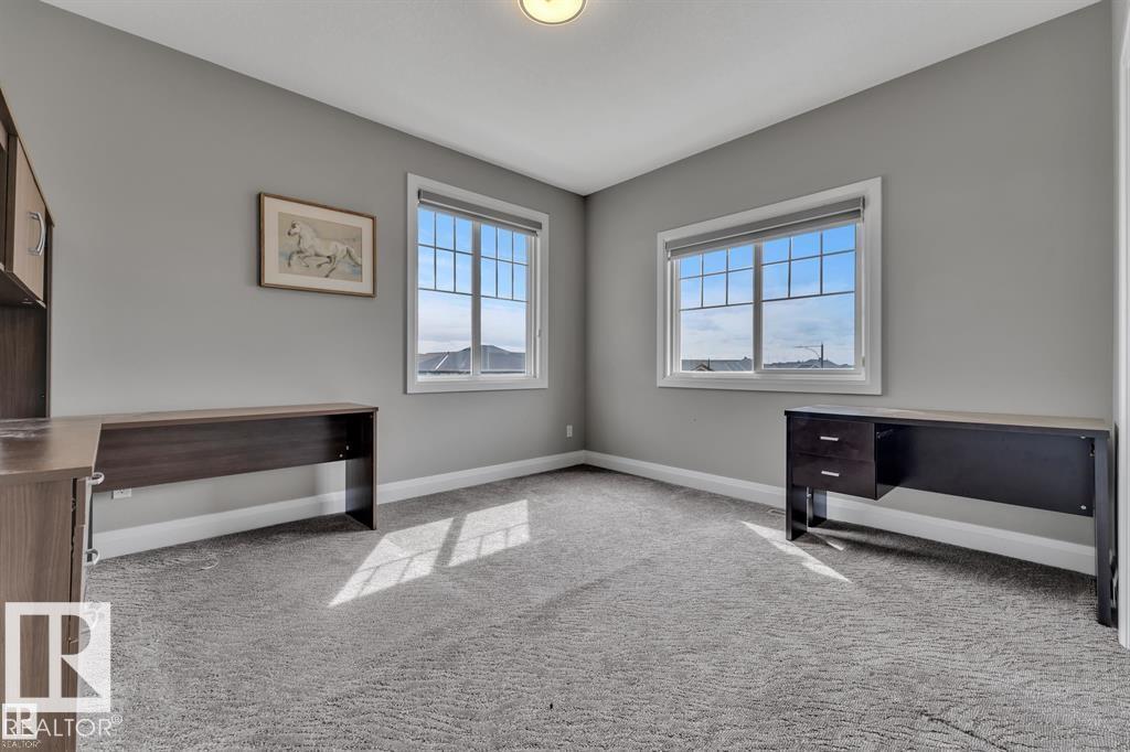 4902 38 ST - Image 25