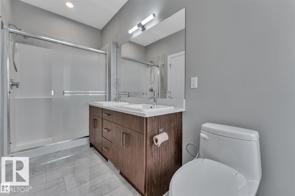 4902 38 ST - Image 34