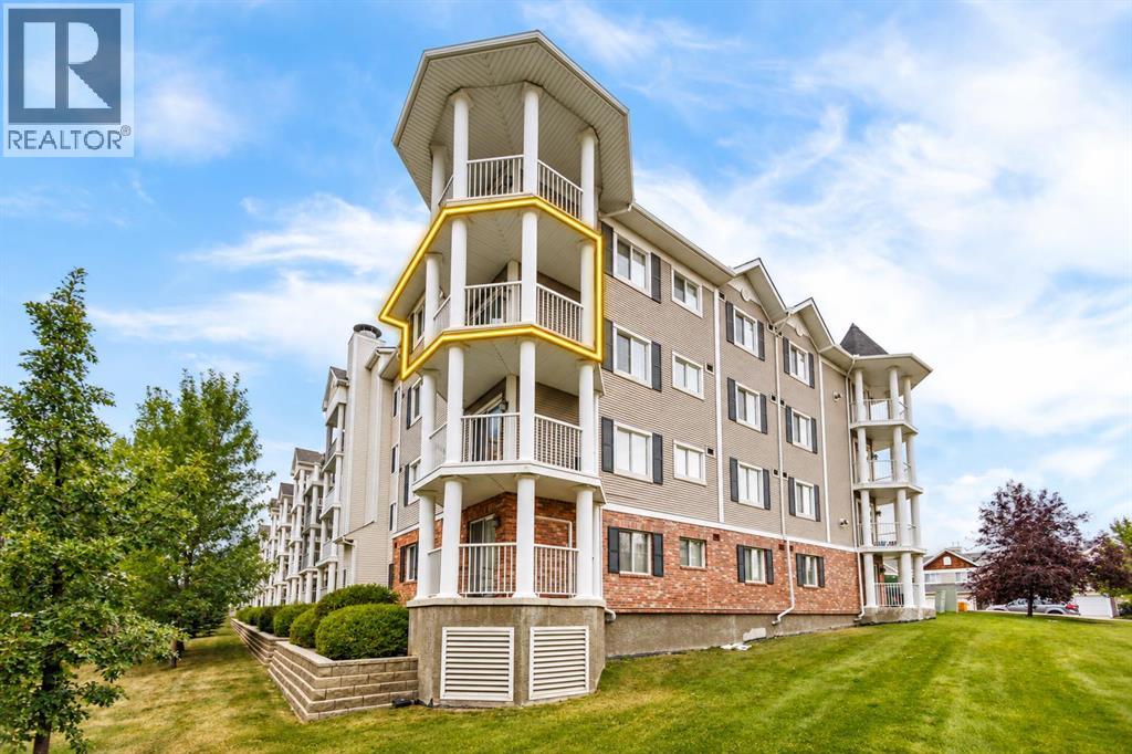 4301, 31 Country Village Manor NE, Calgary, Alberta, T3K0T3