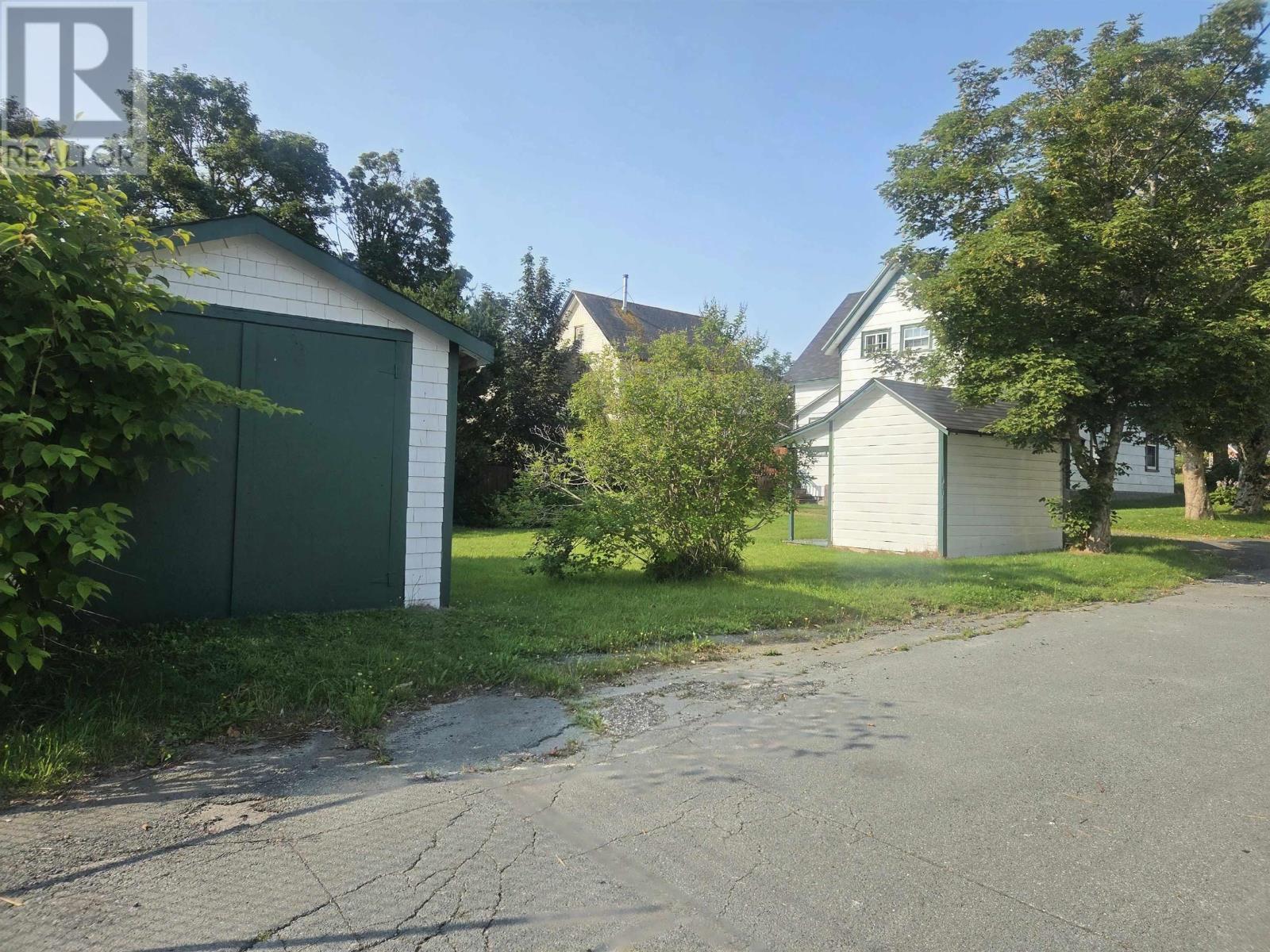 20 North Street, Lockeport, Nova Scotia, B0T1L0, Lockeport, Nova Scotia — photo 4 of 5