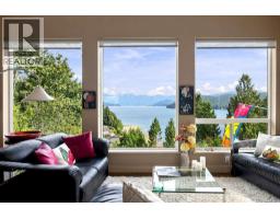 491 Woodland Avenue, Gibsons, BC V0N1V1 Photo 8