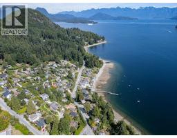 491 Woodland Avenue, Gibsons, BC V0N1V1 Photo 39