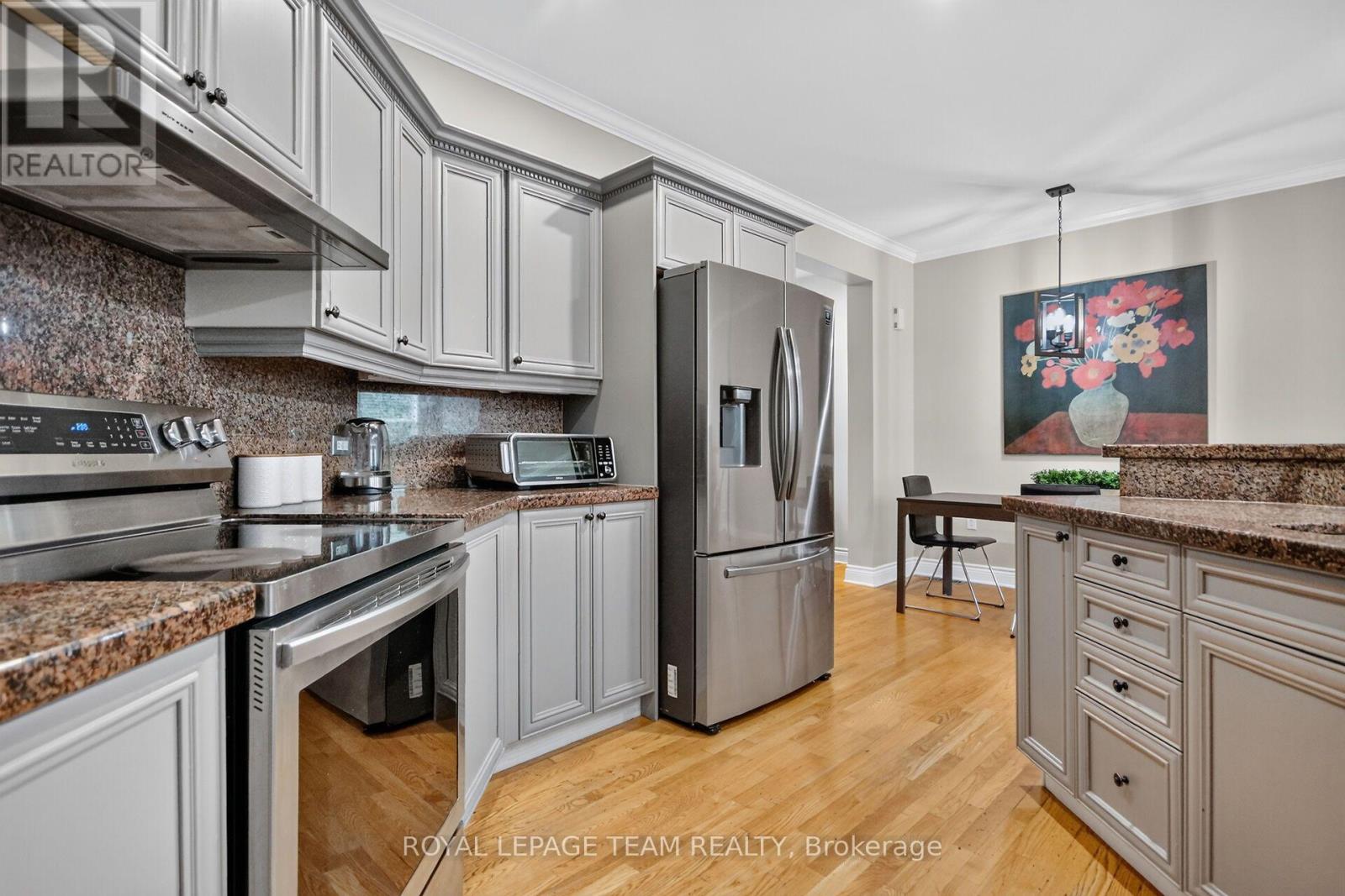 253 BERRIGAN DRIVE - 8