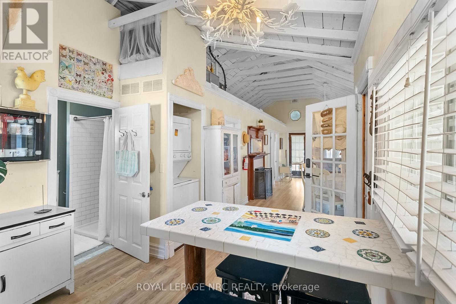 373 OAKWOOD AVENUE - 25