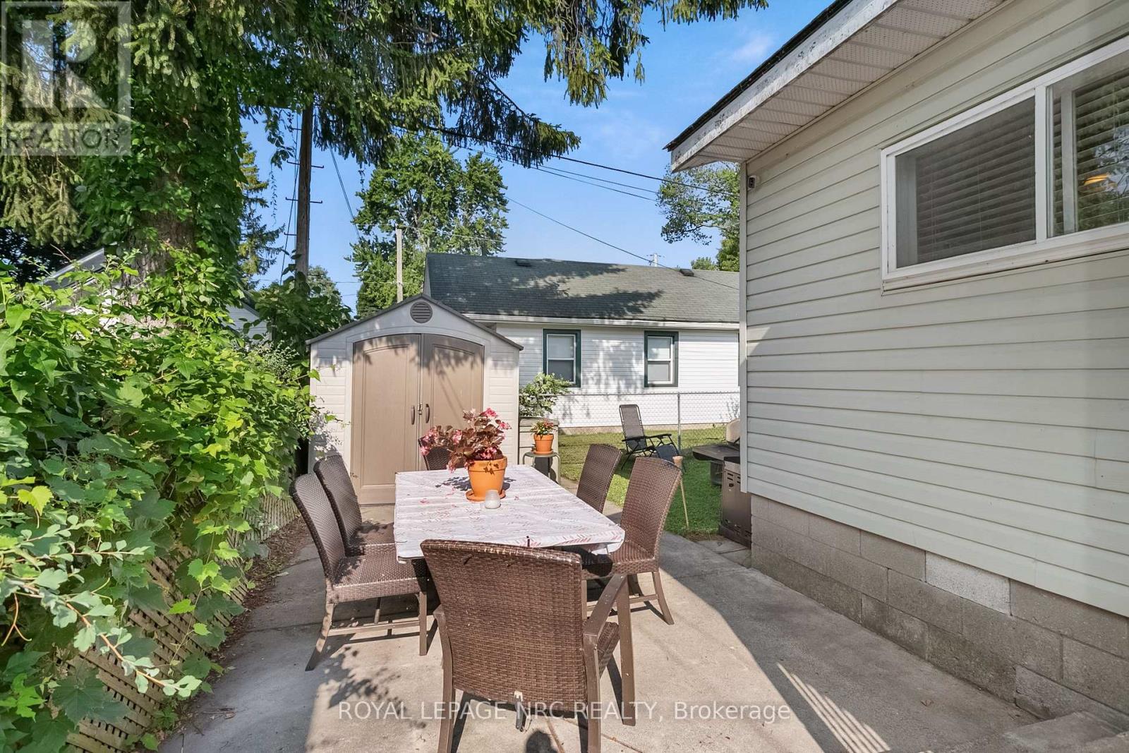 373 OAKWOOD AVENUE - 36
