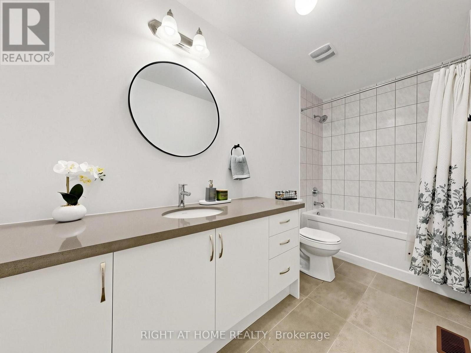 10 GEORGE ELLIS DRIVE - 34