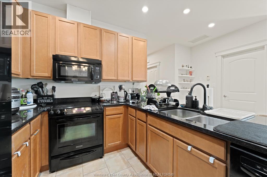 #1103 1225 RIVERSIDE DRIVE West - 11