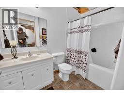 505 1 Street Nw, Linden, AB T0M1J0 Photo 22