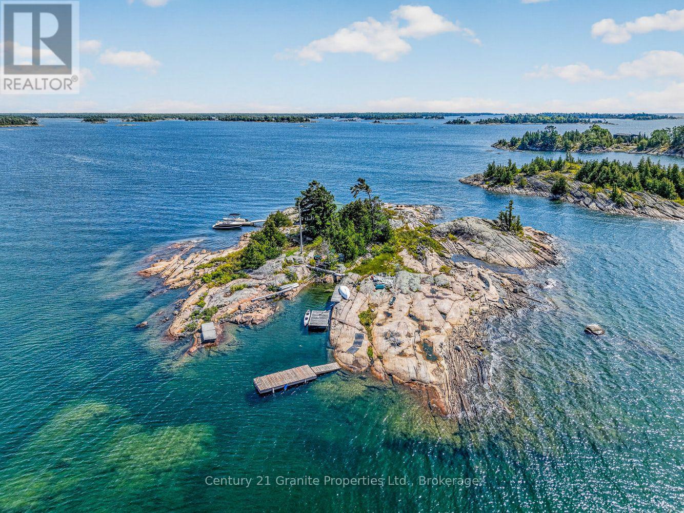 1 369C ISLAND - 10